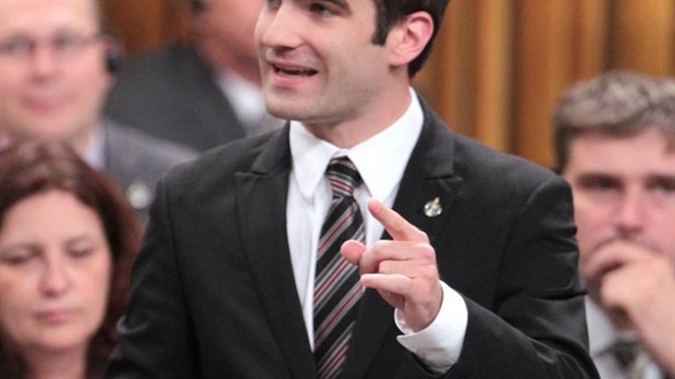 Mattew Dubé demande aux ministres conservateurs de changer leur décision